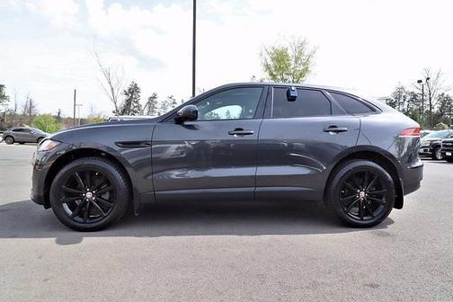 Photo 5 of 80 of 2019 Jaguar F-PACE 25t Prestige