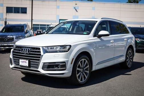 Carrara White 2019 Audi Q7 45 Premium Plus