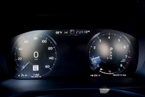 2019 Volvo S60 T6 Momentum