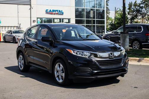 Crystal Black Pearl 2020 Honda HR-V LX
