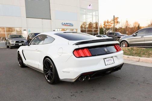 2018 Ford Shelby GT350 Base