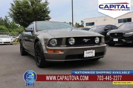 2005 Ford Mustang GT Premium