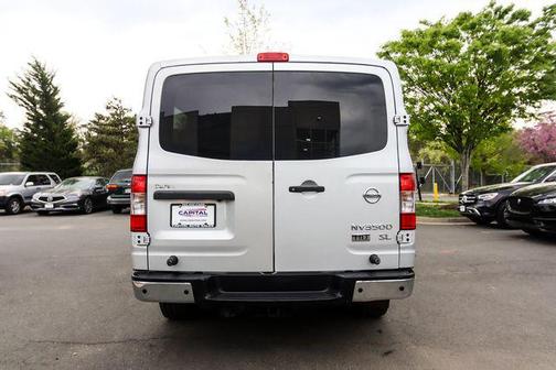 2016 Nissan NV Passenger NV3500 HD SL V8