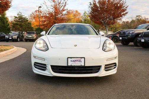 2015 Porsche Panamera 4