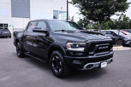 Diamond Black Crystal Pearlcoat 2019 RAM 1500 Rebel