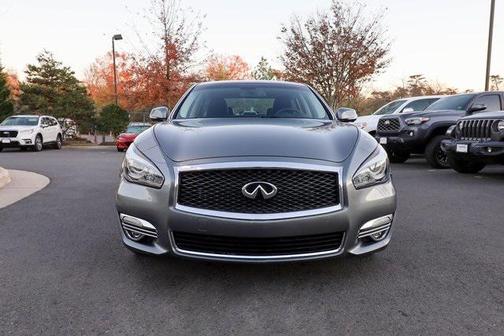 2018 INFINITI Q70 3.7 LUXE