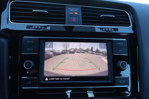 2019 Volkswagen Golf GTI 2.0T S 4-Door