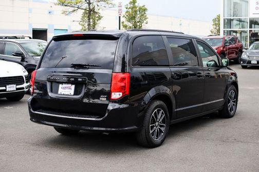 Black Onyx Crystal Pearlcoat 2019 Dodge Grand Caravan GT