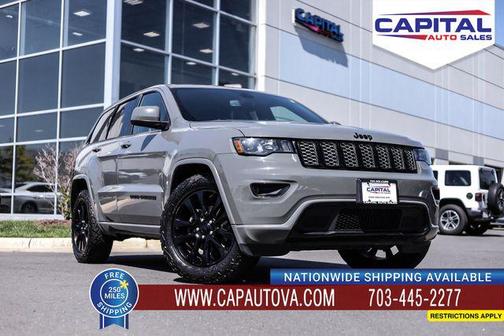 Sting-Gray Clearcoat 2019 Jeep Grand Cherokee Altitude