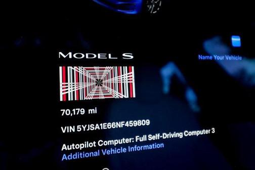 2022 Tesla Model S Plaid