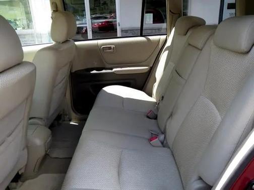 2006 Toyota Highlander Base