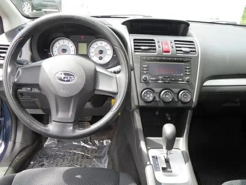 Blue 2012 Subaru Impreza 2.0i