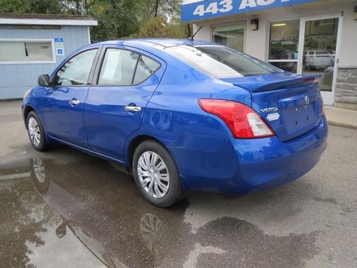 2014 Nissan Versa 1.6 SV