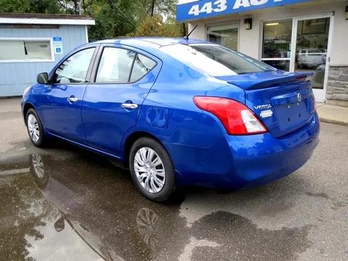 2014 Nissan Versa 1.6 SV