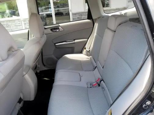 2011 Subaru Forester 2.5 X Premium
