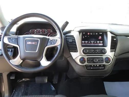 2016 GMC Yukon XL SLE