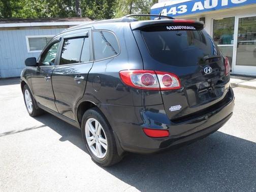 2011 Hyundai SANTA FE SE