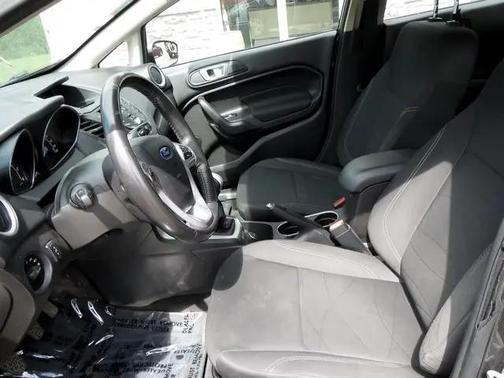 2016 Ford Fiesta SE