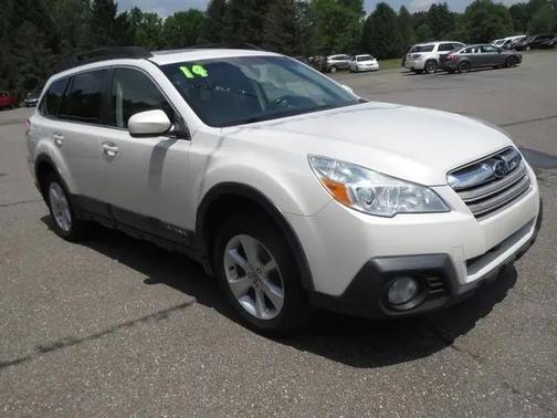 Satin White Pearl 2014 Subaru Outback 2.5i Premium