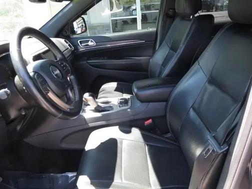 Gray 2016 Jeep Grand Cherokee Limited
