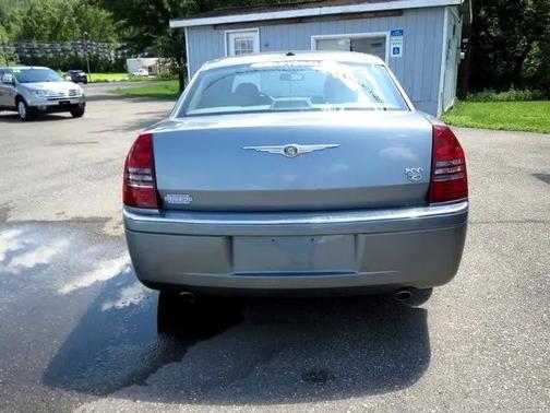 2006 Chrysler 300C Base