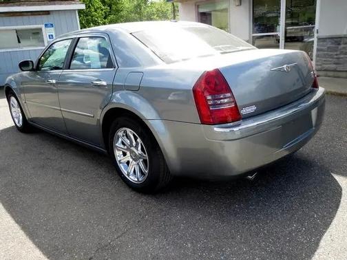 2006 Chrysler 300C Base