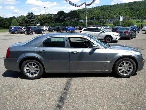 2006 Chrysler 300C Base
