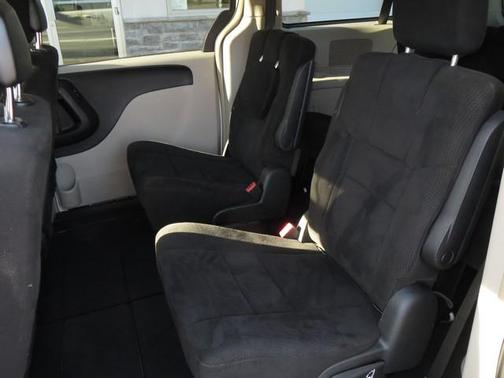 2012 Chrysler Town & Country Touring