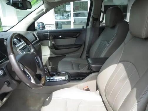 White 2014 GMC Acadia Denali