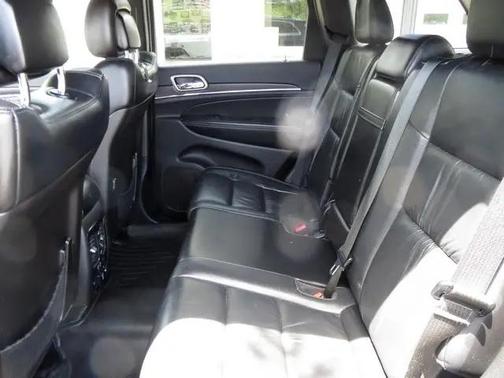 Brilliant Black Crystal Pearlcoat 2015 Jeep Grand Cherokee Limited