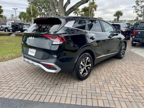 2024 Kia Sportage EX