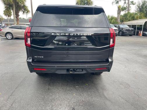 Gray 2025 Ford Expedition ACTIVE 4X4 W/ 202A PACKAGE ($4,215 VALUE)