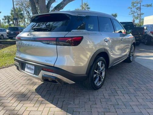 2024 INFINITI QX60 Luxe