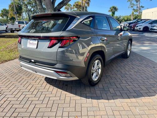 Hampton Gray 2026 Hyundai TUCSON SE