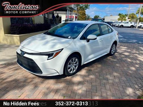 2025 Toyota Corolla Hybrid LE