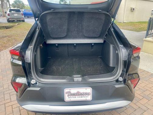 Ebony Twilight Metallic 2025 Buick Envista PREFERRED