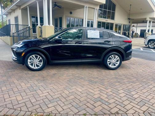 Ebony Twilight Metallic 2025 Buick Envista PREFERRED