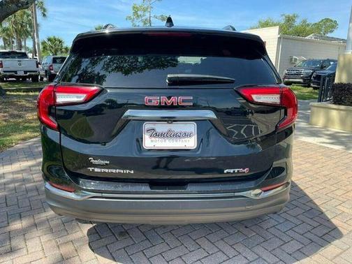 2023 GMC Terrain AWD 4dr AT4