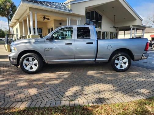 2024 RAM 1500 Classic SLT
