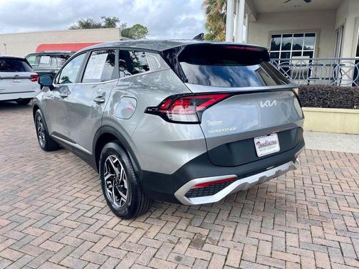 2025 Kia Sportage LX