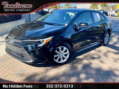 2025 Toyota Corolla Hybrid LE
