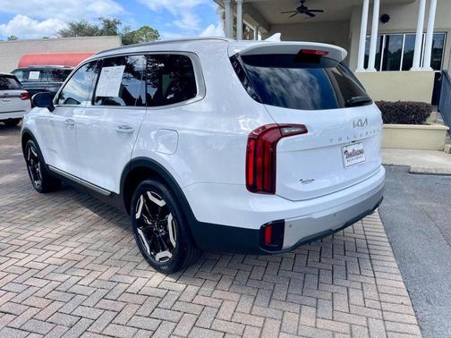 2024 Kia Telluride S FWD