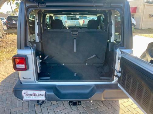 2022 Jeep Wrangler Sport S