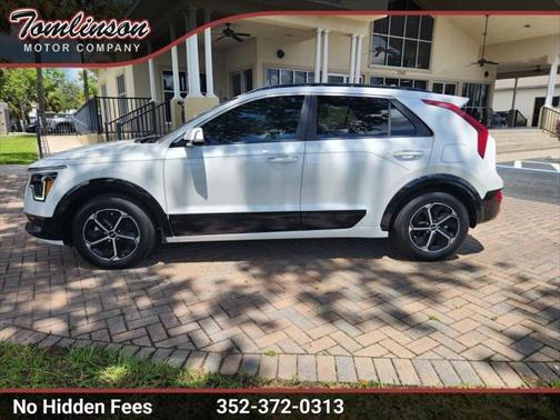 2025 Kia Niro SX