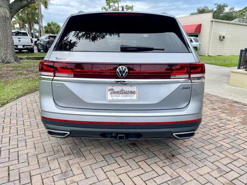2024 Volkswagen Atlas 2.0T SEL