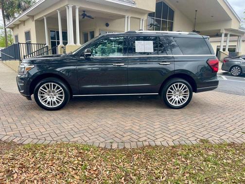 Dark Matter Gray Metallic 2024 Ford Expedition Limited