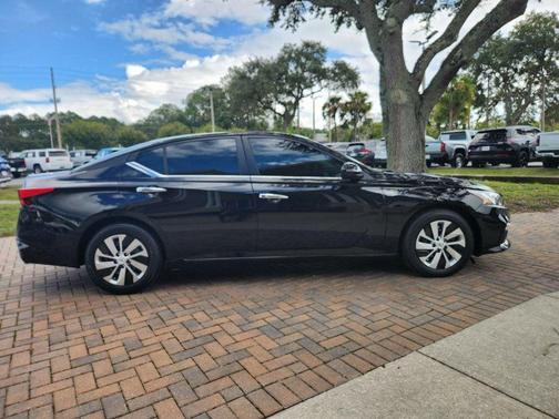 2021 Nissan Altima 2.5 S Sedan