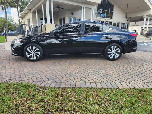2021 Nissan Altima 2.5 S Sedan