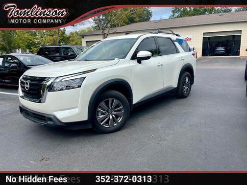 2024 Nissan Pathfinder SV 2WD