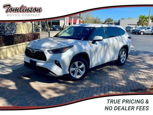 2024 Toyota Highlander LE
